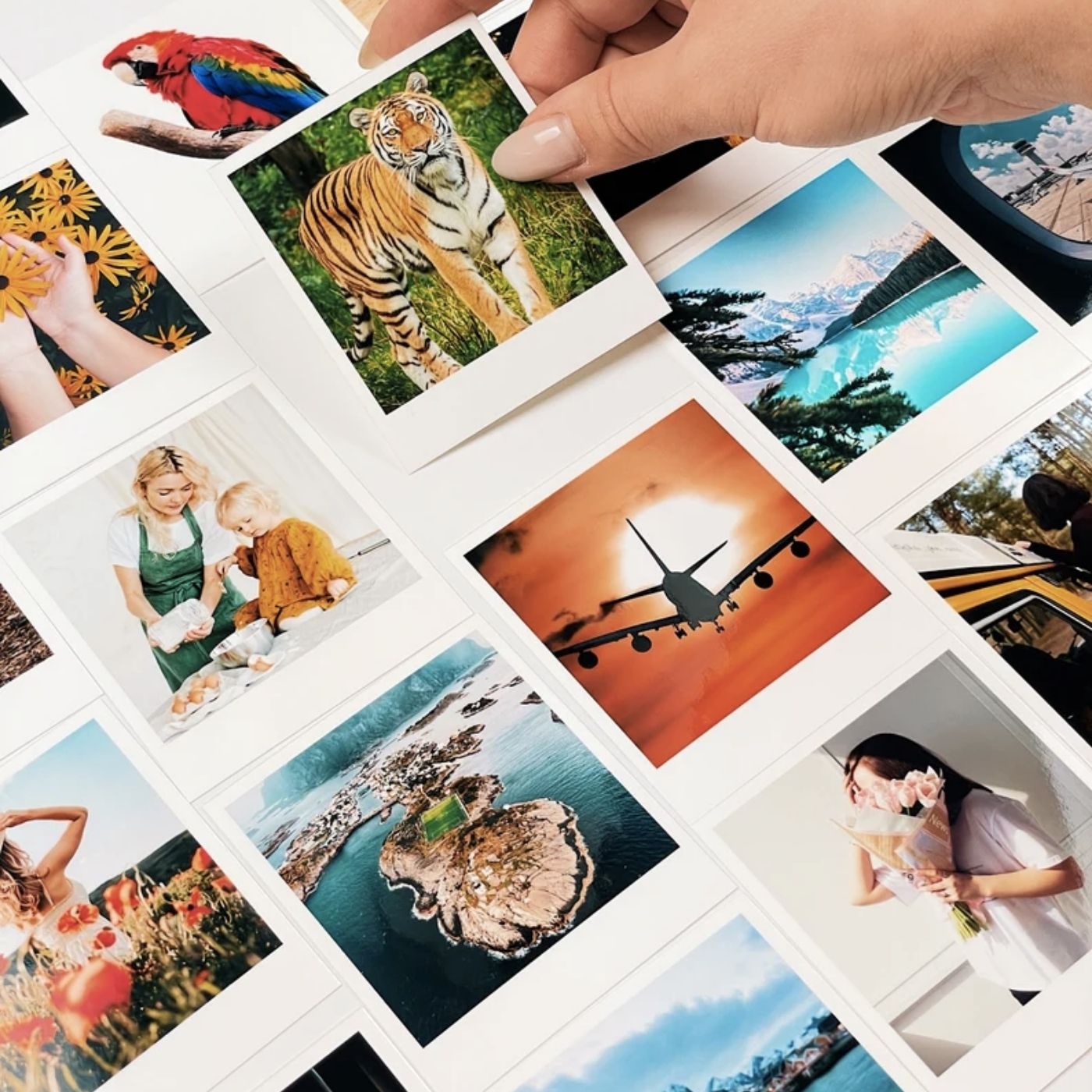 Brandian Customised Mini Photo Print Personalized Gifts with Your Photos Add Text & Emojis Gift Multicolour 4 X 3 Inches, White,